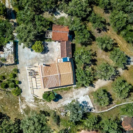 Irida קרי